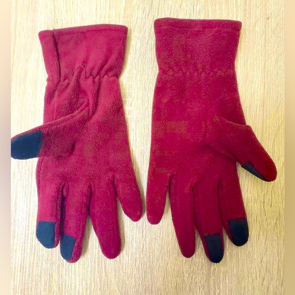 Burgundy / Red Gloves - Winter - Picture 2 of 4